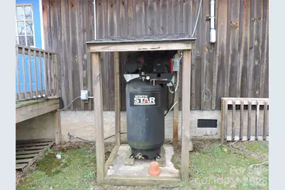 4188 State Hwy 80 S Highway S, Burnsville, NC 28714 - Photo 19