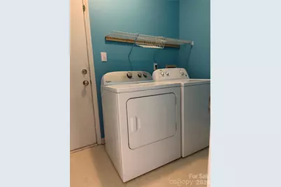 8405 Duckwood Lane, Charlotte, NC 28215 - Photo 19