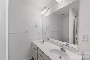 1127 Ilana Ct, Charlotte, NC 28204 - Photo 21