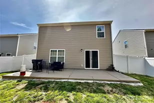 1339 Mifflin Ln, Dallas, NC 28034 - Photo 5