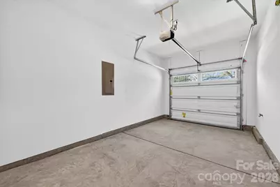 2032 Mandarin Boulevard, Charlotte, NC 28205 - Photo 29