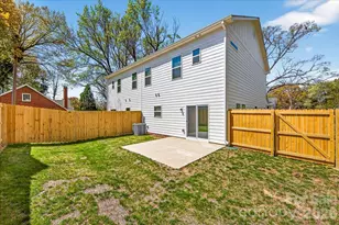 2032 Mandarin Blvd, Charlotte, NC 28205 - Photo 31