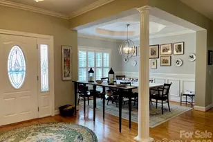 4945 Brookridge Dr NE, Hickory, NC 28601 - Photo 19