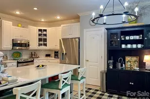 4945 Brookridge Dr NE, Hickory, NC 28601 - Photo 13