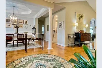 4945 Brookridge Drive NE, Hickory, NC 28601 - Photo 5