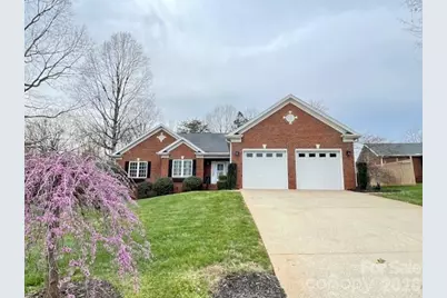 4945 Brookridge Drive NE, Hickory, NC 28601 - Photo 1
