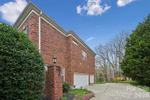 9018 Kensington Forest Dr, Harrisburg, NC 28075 - Photo 3