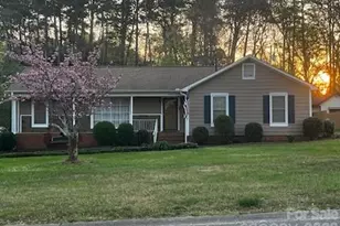 13547 Idlefield Ln, Matthews, NC 28105 - Photo 1