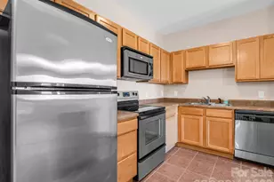 291 Brickton Village Cir, Fletcher, NC 28732 - Photo 21