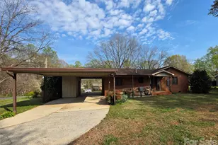 217 Park Rd, Mount Holly, NC 28120 - Photo 5