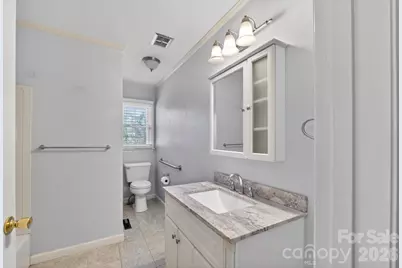 708 Wilmore Street NE, Lenoir, NC 28645 - Photo 13