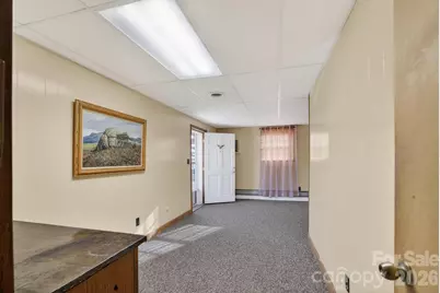 708 Wilmore Street NE, Lenoir, NC 28645 - Photo 31