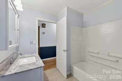 708 Wilmore Street NE, Lenoir, NC 28645 - Photo 13