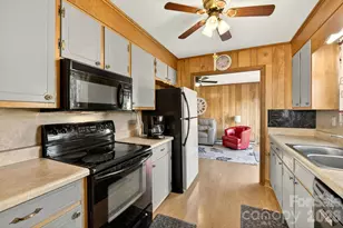 708 Wilmore St NE, Lenoir, NC 28645 - Photo 23