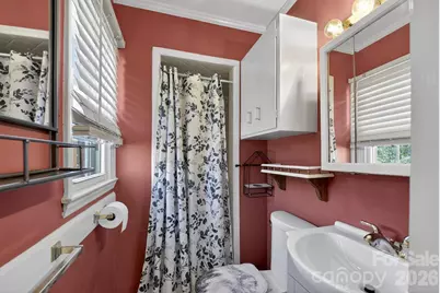 708 Wilmore Street NE, Lenoir, NC 28645 - Photo 17