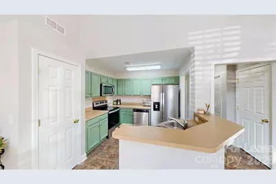 447 Fawnbrook Lane, Gastonia, NC 28052 - Photo 9