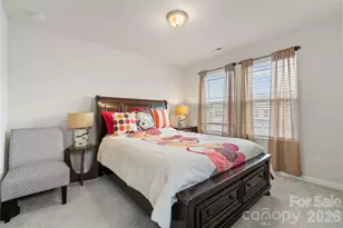 8032 Overmeadow Ln, Charlotte, NC 28269 - Photo 21