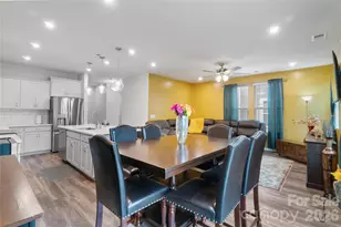 8032 Overmeadow Ln, Charlotte, NC 28269 - Photo 13