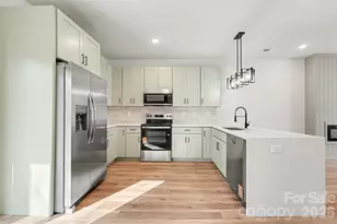 427 W Ballard St, Cherryville, NC 28021 - Photo 7