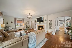 121 Johnson St, Canton, NC 28716 - Photo 9