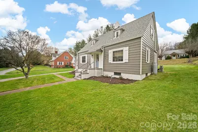 121 Johnson Street, Canton, NC 28716 - Photo 5