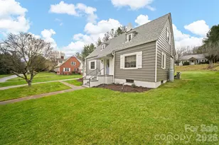 121 Johnson St, Canton, NC 28716 - Photo 5