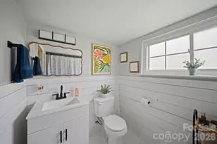 121 Johnson St, Canton, NC 28716 - Photo 25