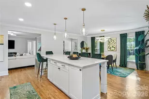 616 Coulwood Dr, Charlotte, NC 28214 - Photo 11