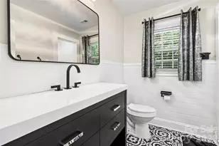 616 Coulwood Dr, Charlotte, NC 28214 - Photo 15