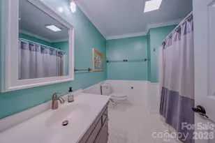 195 Long John Dr, Hendersonville, NC 28791 - Photo 25