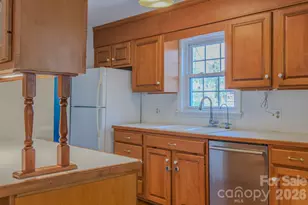 195 Long John Dr, Hendersonville, NC 28791 - Photo 33