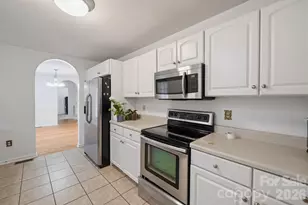 5406 Winding Oak Dr, Hickory, NC 28602 - Photo 23