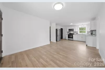 1033 Stagecoach Trail, Lenoir, NC 28645 - Photo 9