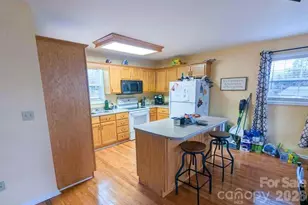 145 Lincoln Park Rd, Burnsville, NC 28714 - Photo 9