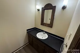 810 10th St Blvd NW, Hickory, NC 28601 - Photo 7