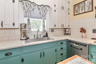 532 Margaret Dr, Statesville, NC 28677 - Photo 17