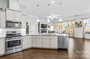 138 Margo Ln, Statesville, NC 28677 - Photo 13