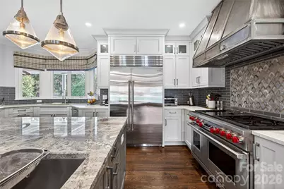 3025 Foxridge Road, Charlotte, NC 28226 - Photo 11