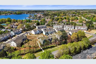 9043 Charles Francis Lane, Cornelius, NC 28031 - Photo 3