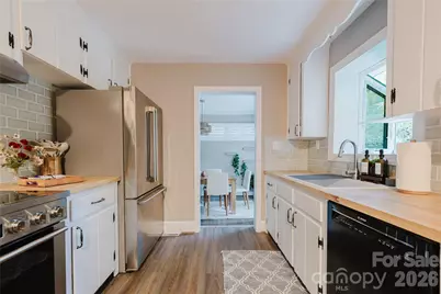 4920 Raymond Place, Charlotte, NC 28205 - Photo 15