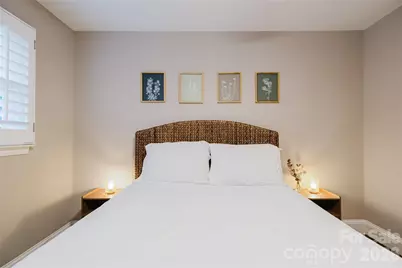 4920 Raymond Place, Charlotte, NC 28205 - Photo 25