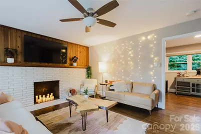4920 Raymond Place, Charlotte, NC 28205 - Photo 3