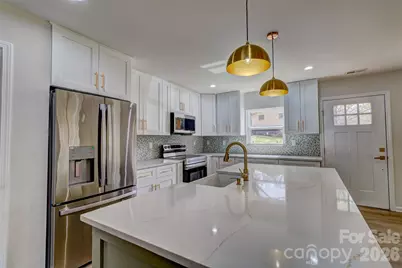 902 N Mountain Street, Cherryville, NC 28021 - Photo 9