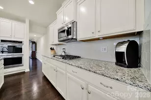 904 Twin Valley Way, Fort Mill, SC 29715 - Photo 3