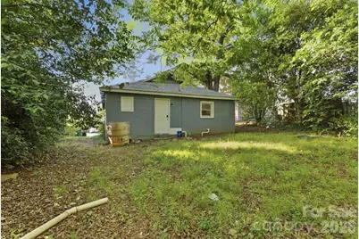 116 Honeywood Avenue, Charlotte, NC 28216 - Photo 23