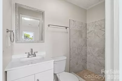 116 Honeywood Avenue, Charlotte, NC 28216 - Photo 17