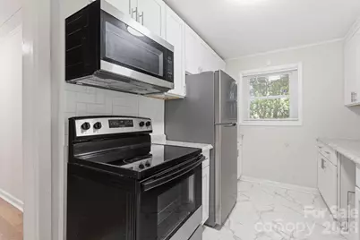 116 Honeywood Avenue, Charlotte, NC 28216 - Photo 3
