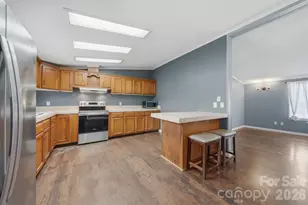 315 W McDowell St, Morganton, NC 28655 - Photo 11