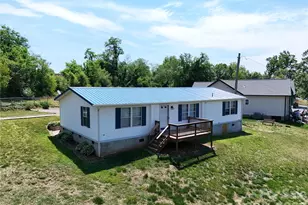 315 W McDowell St, Morganton, NC 28655 - Photo 1