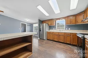 315 W McDowell St, Morganton, NC 28655 - Photo 17
